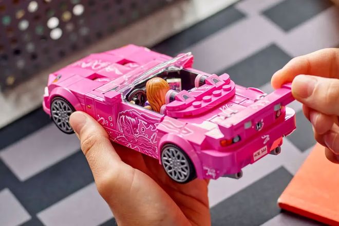 跨界狂想：LEGO 潮流野心不停新葡京娱乐场app积木、赛车与(图18)